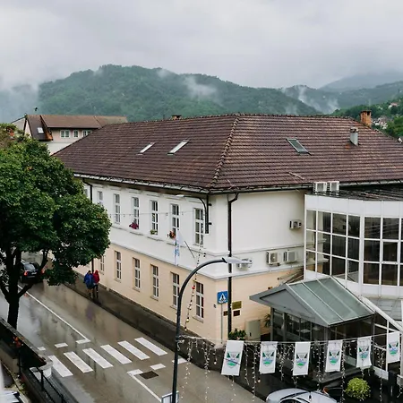 Leva Centar * Konjic